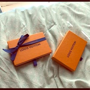 2 Louis Vuitton multicartes boxes